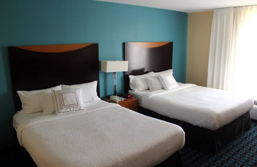 Seymour Hotel | Fairfield Inn & Suites Seymour