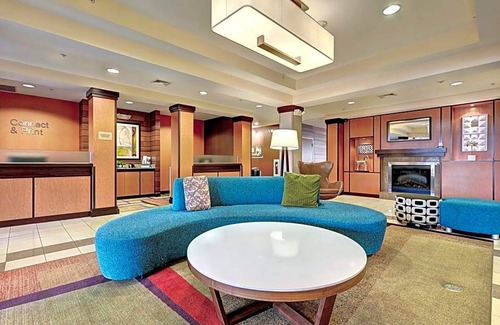 Edison Hotel | Fairfield Inn & Suites by Marriott Edison-South Plainfield