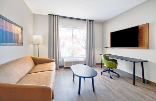 West Chester Hotel | Fairfield Inn & Suites by Marriott Cincinnati North
