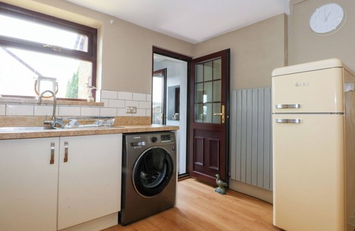 Llanbedrog House | FAIRFIELD, pet friendly, with a garden in Llanbedrog
