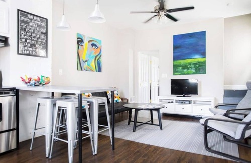 Weinland Park House | Fairground/OSU + K9s Welcome | Family Friendly