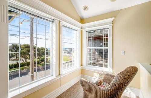 Newport House | Fairhaven - Applegate House & Bennington House