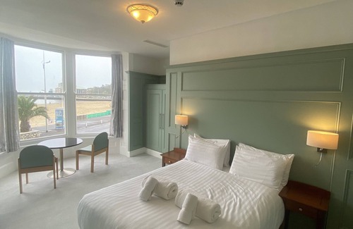 Weymouth Hotel | Fairhaven Hotel