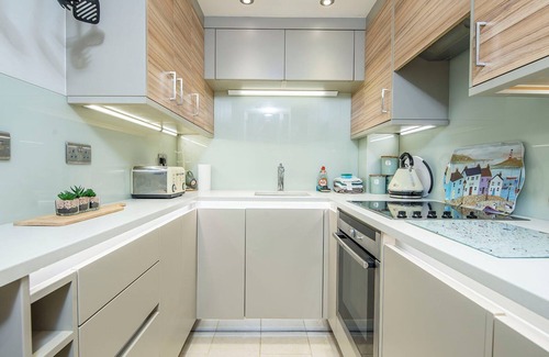 Solva Cottage | Fairholme, Holiday Cottage Solva, Sleeps 4, 2 bedrooms, bathrooms