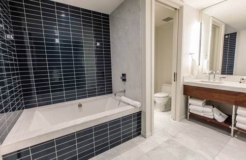 Downtown Nashville Hotel | Fairlane Hotel