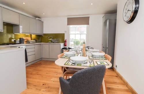 Folkestone Cottage | Fairlight View