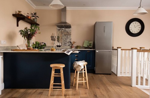 Kelso Cottage | FAIRNINGTON EAST WING - a holiday home that sleeps 4 guests in 2 bedrooms