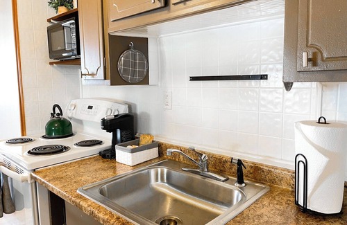 Perinton Apartment | Fairport Village Original Airbnb /Walkable Village Studio