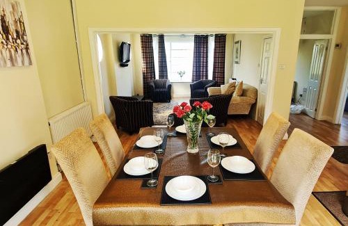 Cassiobury Villa | Fairview Cottage Watford