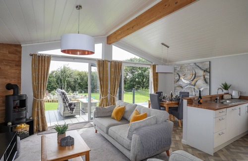 Rhyd-y-clafdy Cottage | FAIRVIEW LODGE, pet friendly, luxury holiday cottage in Pwllheli
