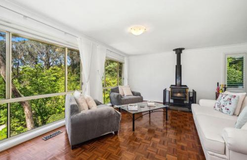 Leura House | Fairway Getaway