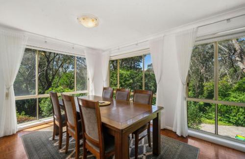 Leura House | Fairway Getaway