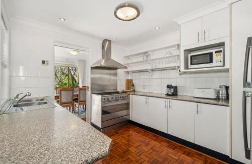 Leura House | Fairway Getaway