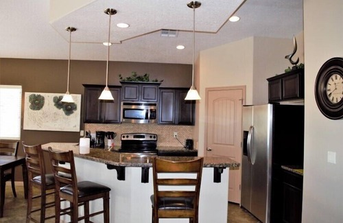 Mesquite House | Fairway Haven Retreat by Mesquite Vacation Rentals with Putting Green and $510 in free daily activities
