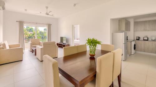 Bope-Poddala Apartment | Fairway Sunset Serviced Apartments