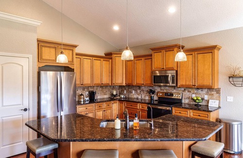 Camdenton Villa | Fairway to Heaven in Old Kinderhook | Golf