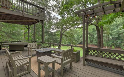Big Canoe House | Fairway to Seven - King Bed Big-screen TVs Golf Course Views