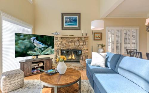 Big Canoe House | Fairway to Seven - King Bed Big-screen TVs Golf Course Views