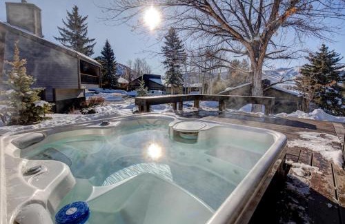 Park Meadows House | Fairway Village 2570
