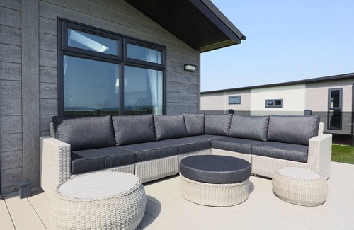 Brean Cottage | FAIRWAYS 34, country holiday cottage, with pool in Brean