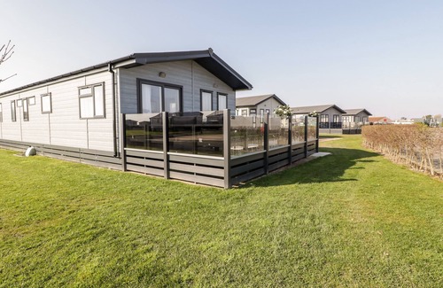 Burnham-on-Sea Cottage | Fairways 4 - Sunny Meadows