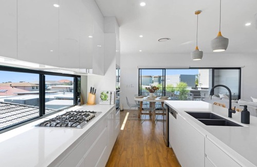 Shell Cove Apartment | Fairways Escape Alfresco Living and Sweeping Views