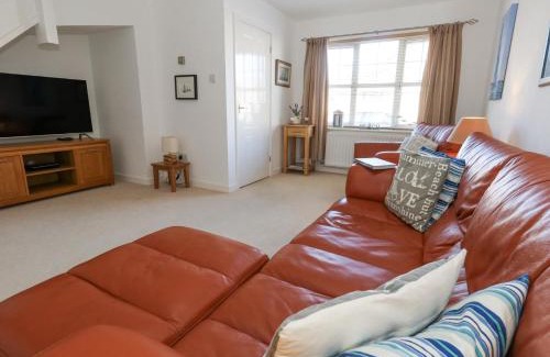 Wyke Regis House | Fairways
