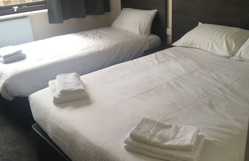 Manchester Hotel | Fairways Lodge & Leisure Club