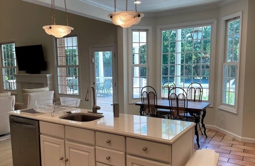 Remsenburg House | Fairy Tale House in The Hamptons with Heated Pool & Tennis Court
