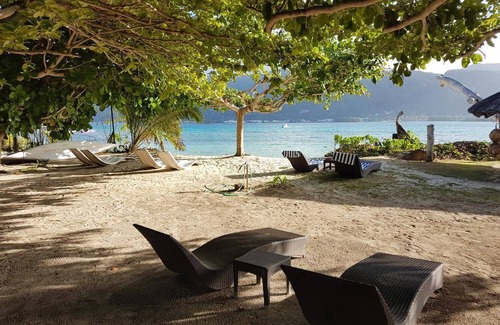 Cerf Island Apartment | Fairytern Chalets