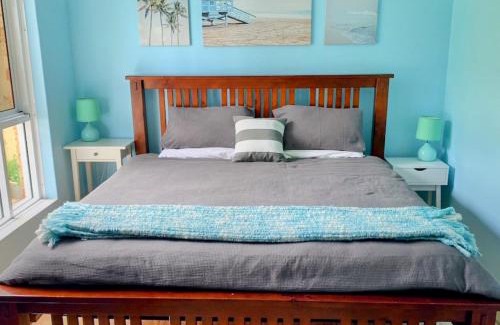 Falcon House | Falcon Bay Family Retreat