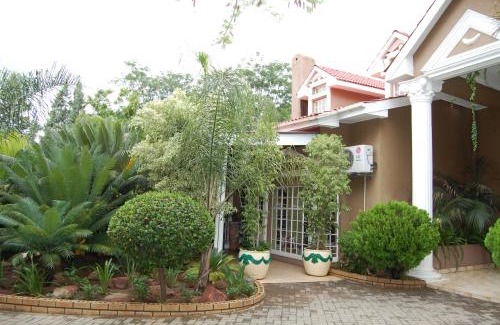 Gaborone Hotel | Falcon Crest Suites