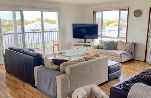Falcon House | Falcon Family-friendly Bayview Beach House