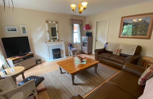 Aviemore House | Falcon Lodge, detached 3 bedroom bungalow, ideal for family holiday
