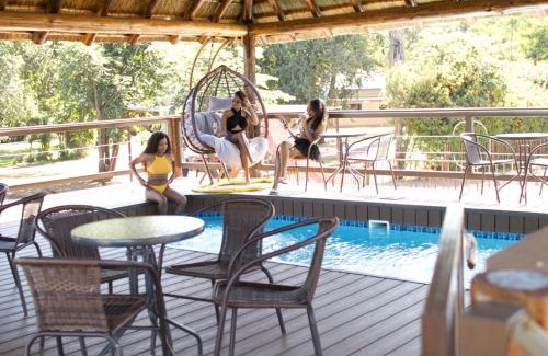 Bela-Bela Ski Chalet | Falcon Lodge ET