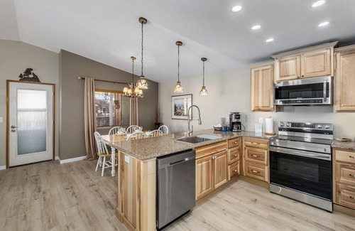 Downtown Leavenworth Condo | Falcon's Nest 2 Bedroom Condo by RedAwning