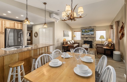 Downtown Leavenworth Condo | Falcon's Nest 2 Bedroom Condo by RedAwning