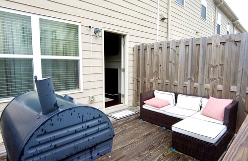 Atlanta House | Fall 3 Story 3Bdr Townhome