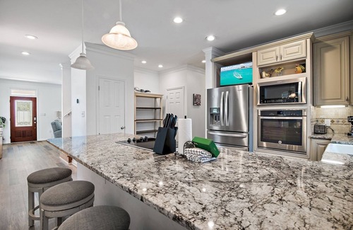 Emerald Waters Village House | Fall Availability! Walk to the Beach! Low-Speed Vehicle! 2 Community Pools!