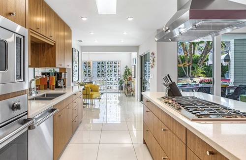 Indian Canyon House | Fall Availability! Sprawling Mid-Century Modern Home with Attached Casita, Bar Room and Pool!