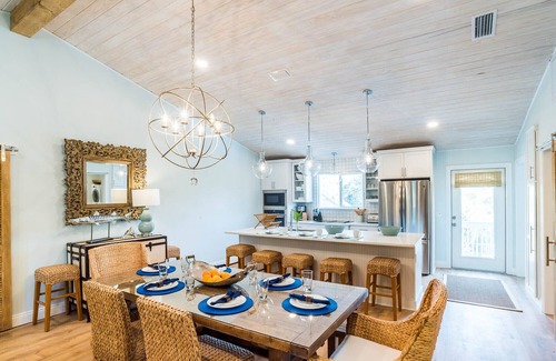 Gulf Trace House | Fall Dates Available! Private Heated Pool! Spacious Backyard! Recently Renovated!