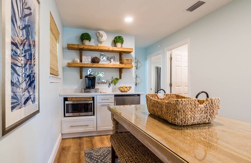 Gulf Trace House | Fall Dates Available! Private Heated Pool! Spacious Backyard! Recently Renovated!