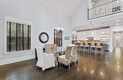 Forest District House | Fall Dates Available! Gourmet Chef's Kitchen! Multiple Porches! Includes 4 Bikes!