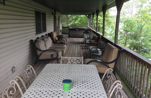 Long Pond House | FALL DEAL! 3rd night FREE when booking a weekend-inquire for more deals!