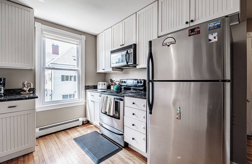 Munjoy Hill Apartment | Fall In Love With Portland!