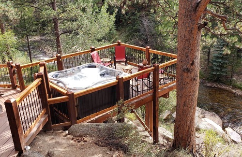 Estes Park Apartment | Fall River Hideaway in Estes - 3 Mi to Nat'l Park!