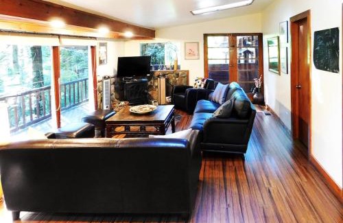 Hacienda House | -Fall SALE Upscale GetAway at BEACH,KAYAKS,SPA,Sauna