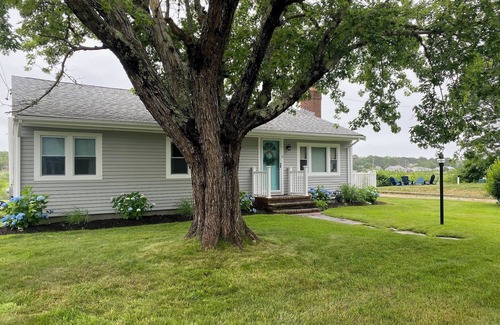 West Dennis House | Fall special! Waterfront! Beautiful River views! Kayaks, deck, porch, fire pit!