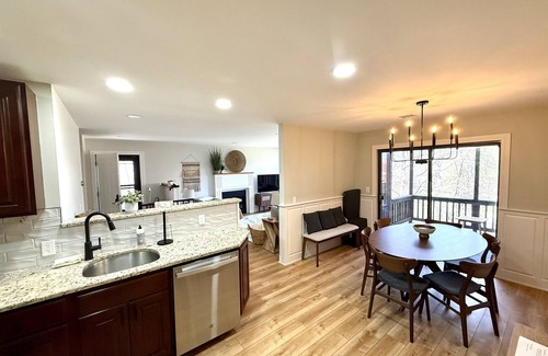Vernon Condo | Fall Treetop Escape | Orchards, Hiking, Mountain Creek, Minerals, Wildlife