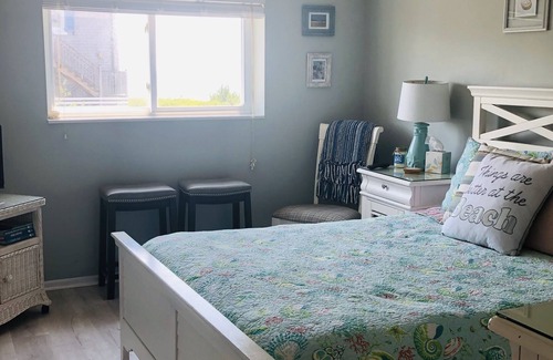 Admiral Estates Condo | Fall Weather Less Crowds in Cape May...1/2 Block to Beach!!